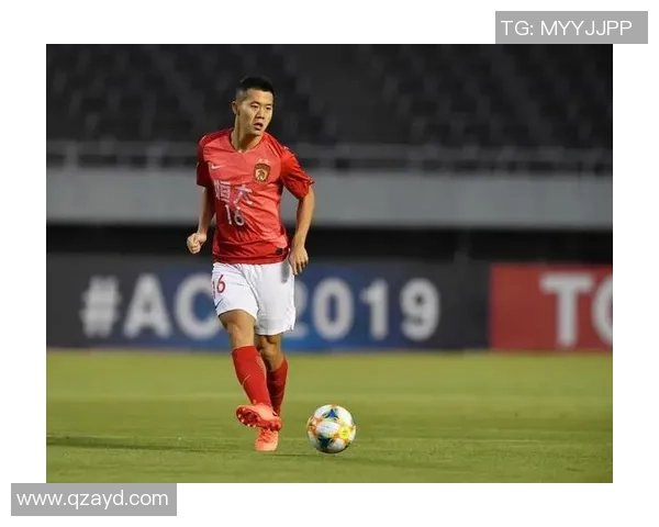 足球明星专属发型精选展现个性魅力与时尚风范的完美结合