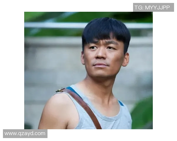 从草根到巨星的逆袭之路足球梦想的华丽转身 从草根到巨星的逆袭之路足球梦想的华丽转身