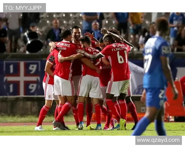 默默无闻的足球才俊那些未被世人知晓的闪光瞬间