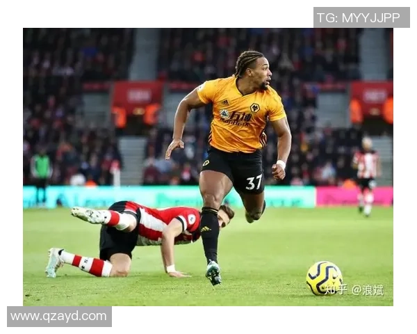 足球明星特劳雷的传奇之路与辉煌成就揭秘